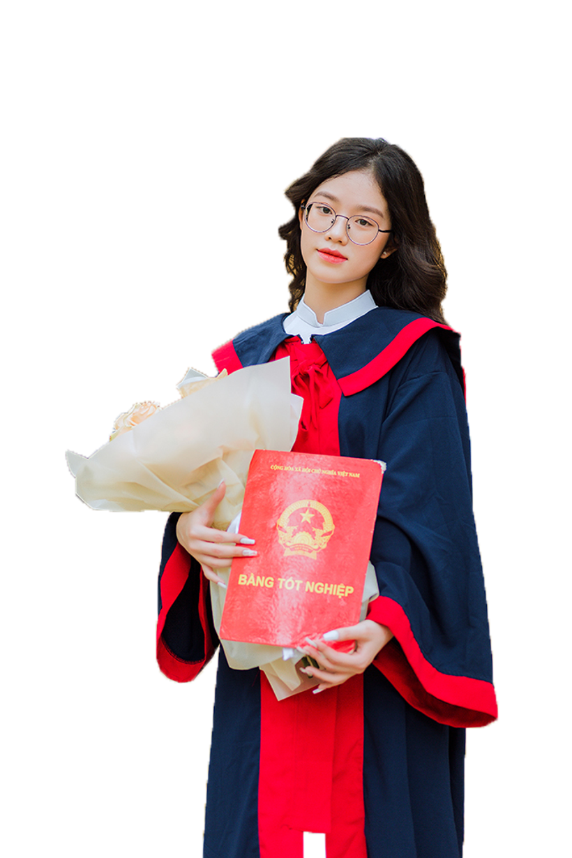 Tân cử nhân nhận bằng tốt nghiệp Học viện Tài chính